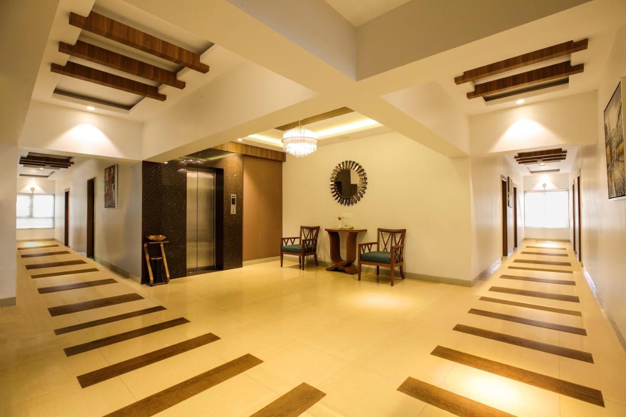 Click Hotel Nashik Exterior foto