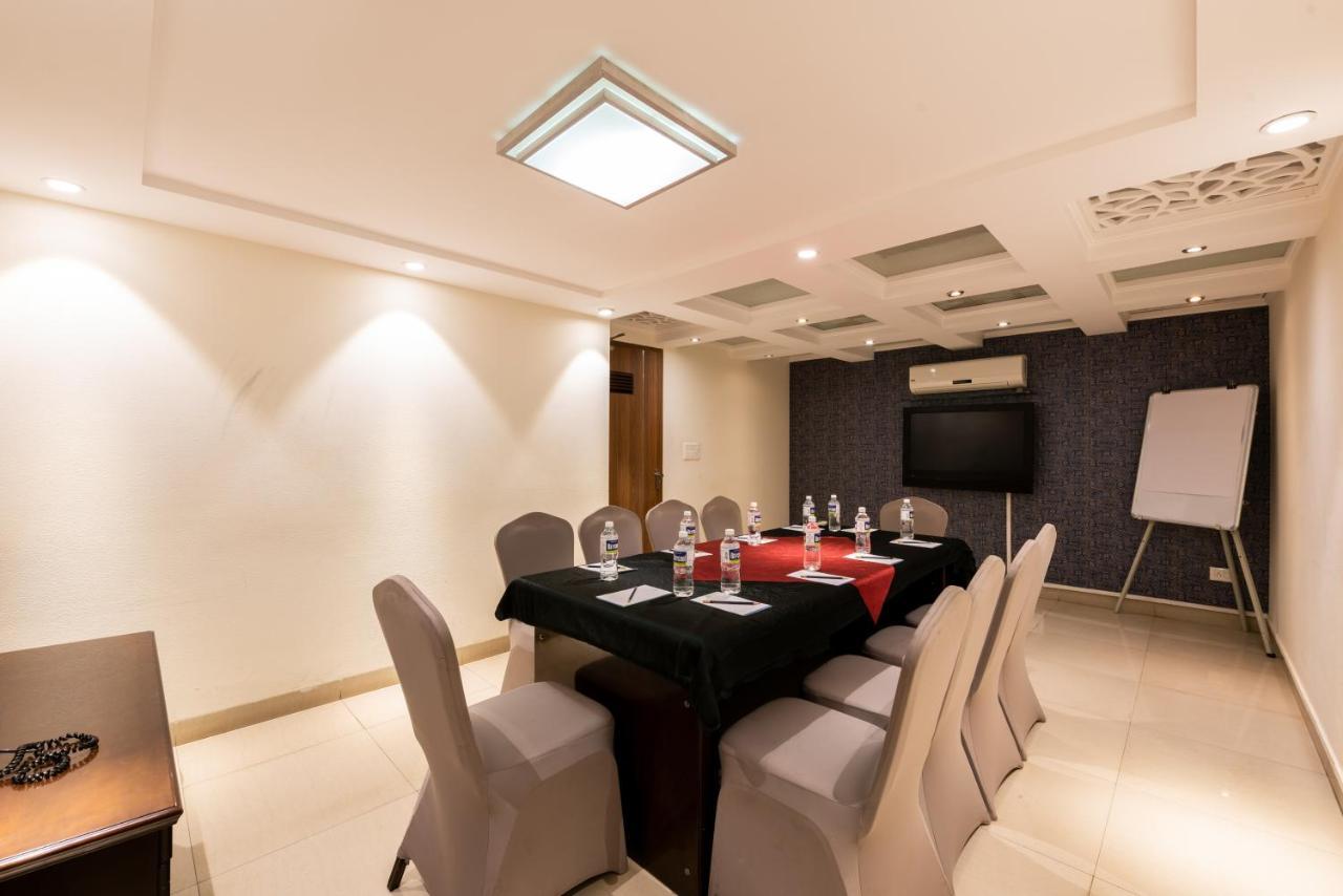 Click Hotel Nashik Exterior foto